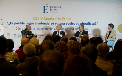 Fidel Garc�a Guzm�n, Ra�l Mart�n y Jos� Luis Vilar en el Seminario �tnor