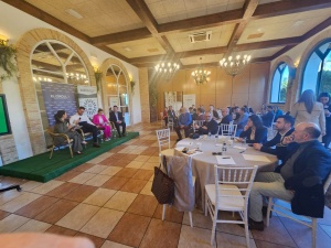 Asemvega y el Círculo-Directivos de Alicante firman un convenio de colaboración para potenciar las empresas de la Vega Baja