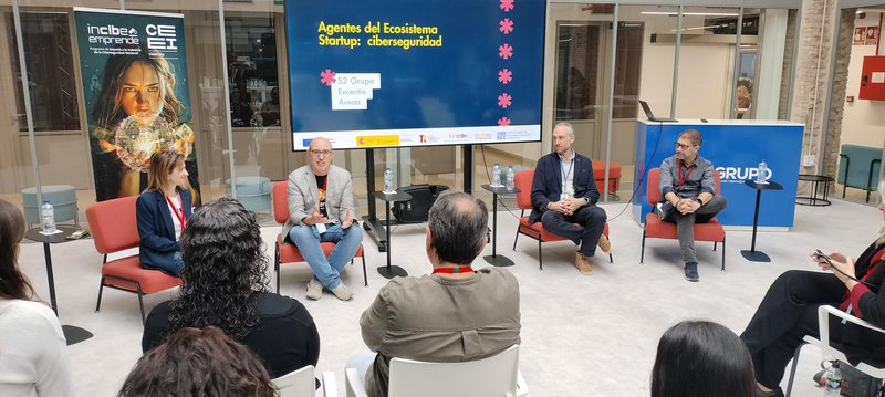 Mesa redonda con Exentia, S2 Grupo y Aunoa Solutions