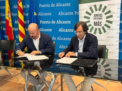 El Puerto de Alicante estrecha lazos con los empresarios de la Vega Baja para impulsar la internacionalización