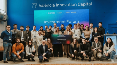 “Your Friends Are Boring” se alza como ganadora en el foro de inversión del Seed Startup Program