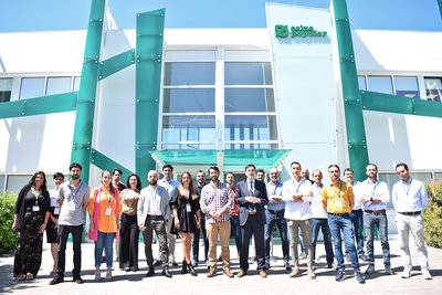 Un máster empresarial gratuito para crecer: AJEV abre inscripciones de Operación Consolida