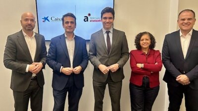 Firmamos un convenio de colaboraci�n con CaixaBank para intensificar la relaci�n entre empresarios y empresas de la provincia