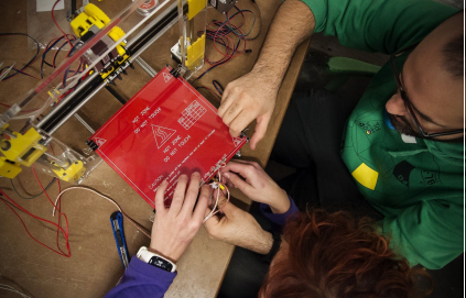 Mini-gu�a "Laboratorios de fabricaci�n"