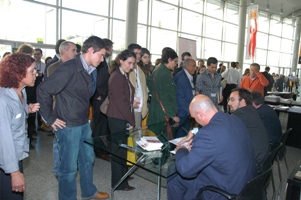 Firma de libros en el D�a de la Persona Emprendedora de la CV 2008 (9_GFOTO_273)