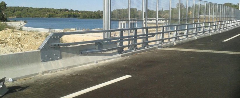 Uni�n sistemas de alta contenci�n | METALESA SEGURIDAD VIAL